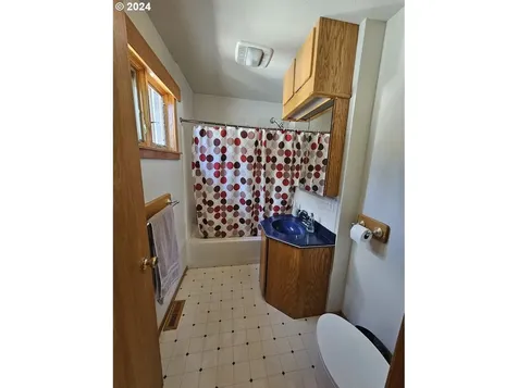 55 Adams Loop Road Goldendale WA 98620