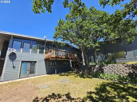 55 Adams Loop Road Goldendale WA 98620