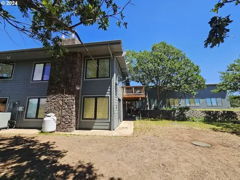 55 Adams Loop Road Goldendale WA 98620