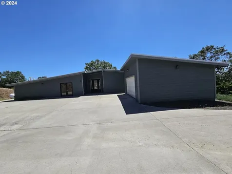 55 Adams Loop Road Goldendale WA 98620