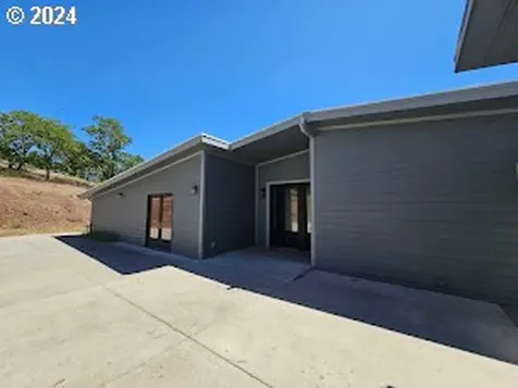 55 Adams Loop Road Goldendale WA 98620