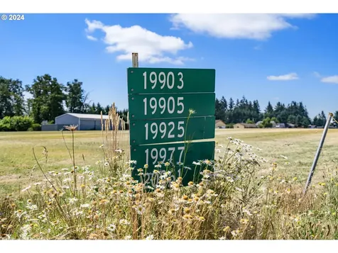 19903 Leland Road Oregon City OR 97045