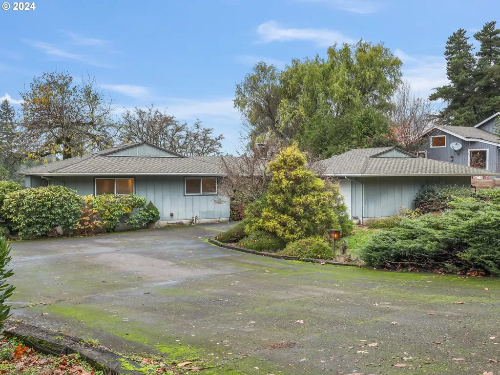 28431 SW Mountain Road West Linn OR 97068