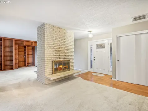 28431 SW Mountain Road West Linn OR 97068
