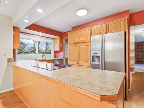 28431 SW Mountain Road West Linn OR 97068
