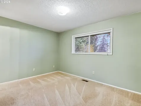 28431 SW Mountain Road West Linn OR 97068