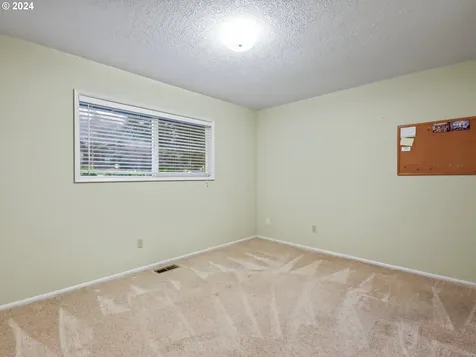 28431 SW Mountain Road West Linn OR 97068