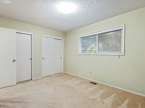 28431 SW Mountain Road West Linn OR 97068