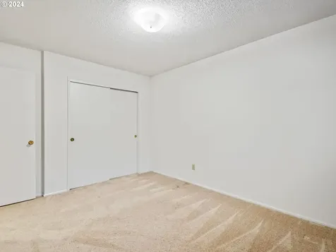 28431 SW Mountain Road West Linn OR 97068