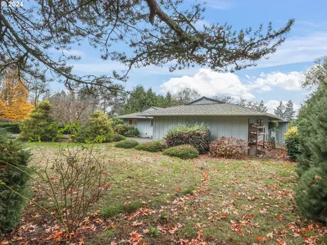28431 SW Mountain Road West Linn OR 97068