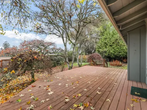 28431 SW Mountain Road West Linn OR 97068