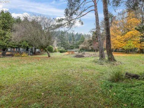 28431 SW Mountain Road West Linn OR 97068