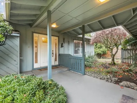 28431 SW Mountain Road West Linn OR 97068