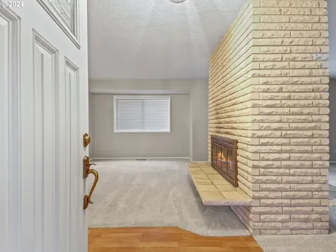 28431 SW Mountain Road West Linn OR 97068