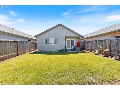 1888 Se Mulberry Avenue Dallas OR 97338