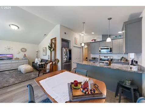 1888 Se Mulberry Avenue Dallas OR 97338