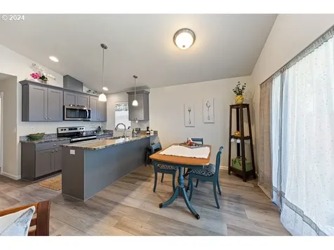 1888 Se Mulberry Avenue Dallas OR 97338