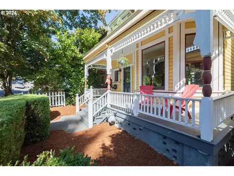 1531 SW Montgomery Street Portland OR 97201