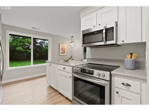 10830 Sw 83rd Avenue Portland OR 97223