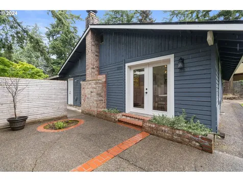 10830 Sw 83rd Avenue Portland OR 97223