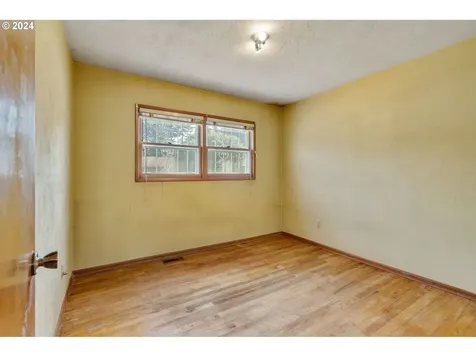 13525 Se Mill Street Portland OR 97233
