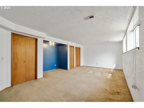 13525 Se Mill Street Portland OR 97233