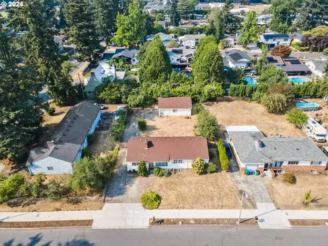 13525 Se Mill Street Portland OR 97233