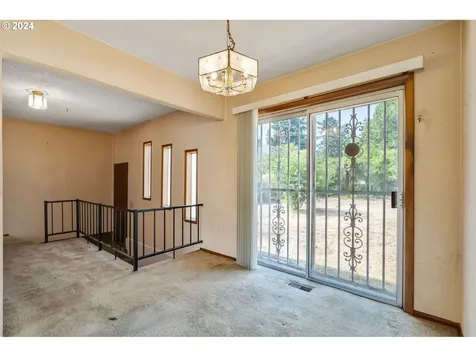 13525 Se Mill Street Portland OR 97233