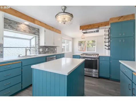 7345 B Street Springfield OR 97478