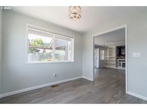 7345 B Street Springfield OR 97478