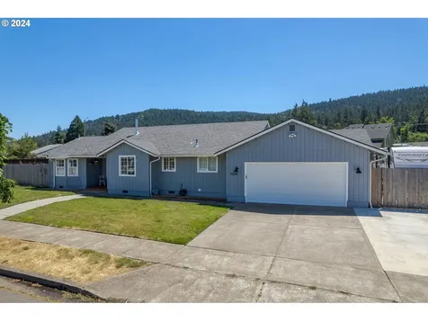 7345 B Street Springfield OR 97478