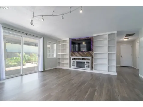 7345 B Street Springfield OR 97478