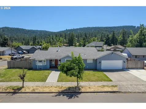7345 B Street Springfield OR 97478