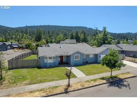 7345 B Street Springfield OR 97478