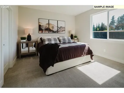2084 S River Road Kelso WA 98626