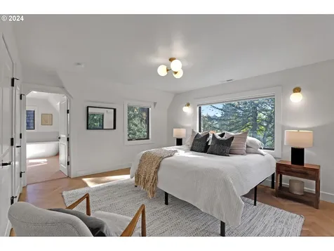 3547 SW Council Crest Drive Portland OR 97239