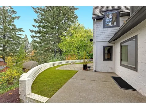 3547 SW Council Crest Drive Portland OR 97239