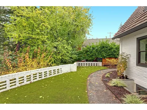 3547 SW Council Crest Drive Portland OR 97239