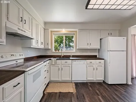 1902 SW 22nd Street Troutdale OR 97060