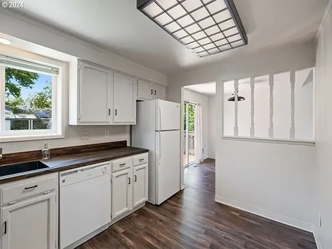1902 SW 22nd Street Troutdale OR 97060
