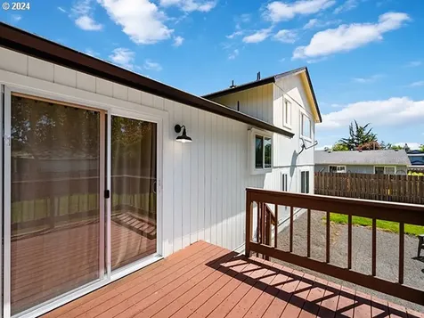 1902 SW 22nd Street Troutdale OR 97060