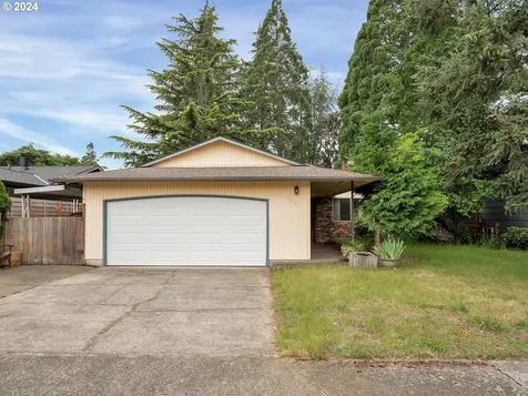 943 Ne 193rd Avenue Portland OR 97230