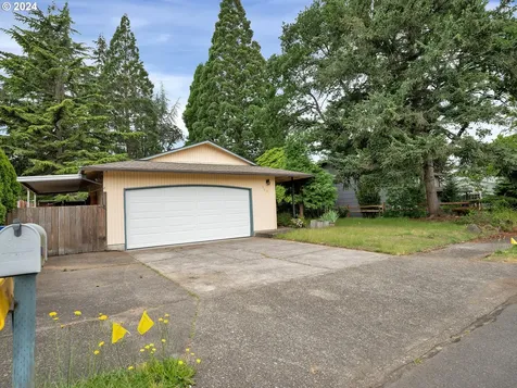 943 Ne 193rd Avenue Portland OR 97230