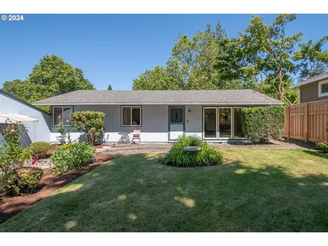9826 Sw 49th Avenue Portland OR 97219