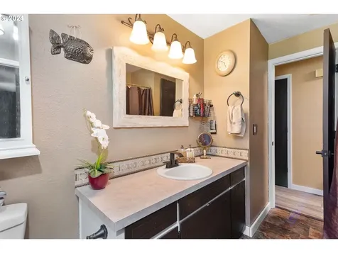 21609 NE 109th Street Vancouver WA 98682
