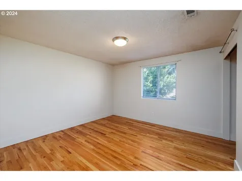2356 Se Division Street Portland OR 97202