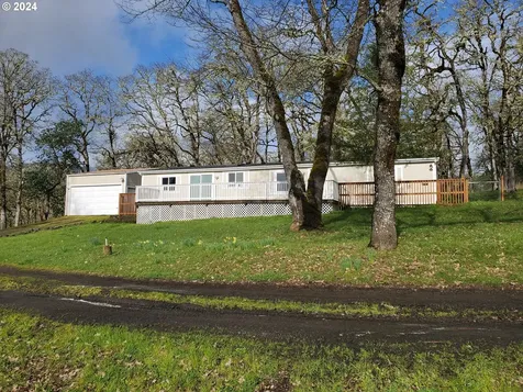 1750 Elgarose Road Roseburg OR 97471