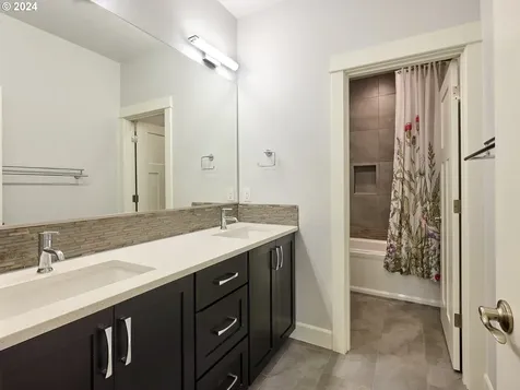 12784 SE Verlie Street Happy Valley OR 97086