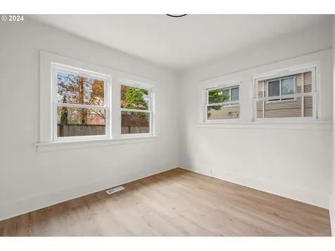 4703 NE Killingsworth Street Portland OR 97218