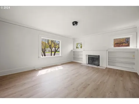 4703 NE Killingsworth Street Portland OR 97218